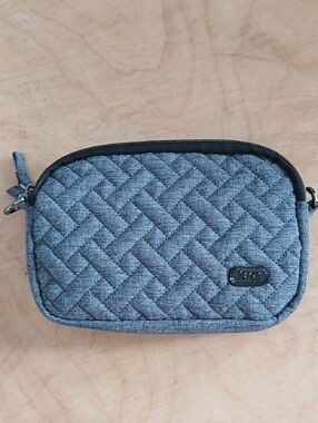 Quilted Grey LUG  Crossbody Pouch - Compact Women's Bag
